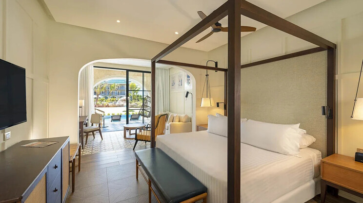 Ocean El Faro El Beso